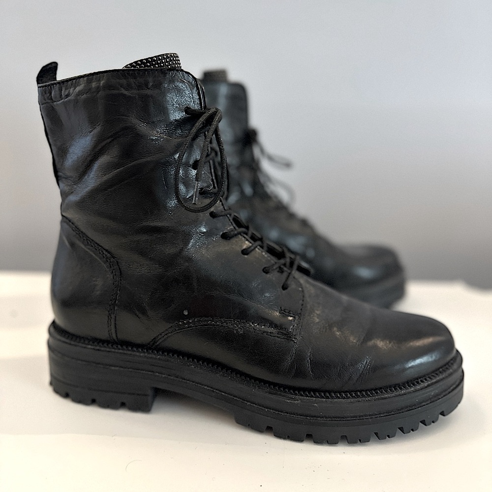 Mjus Nero black leather combat boot with studded tongue detail (m77218) Size 40